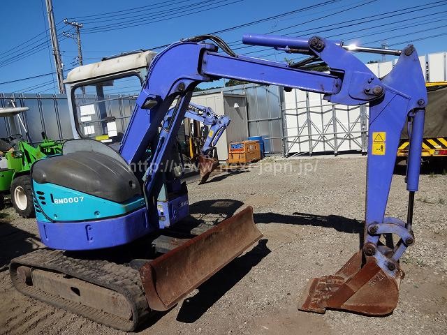 Japan used Mini Excavator AX30UR (Hokuetsu) for sale