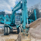 Japan used excavator for sale SK100W-2